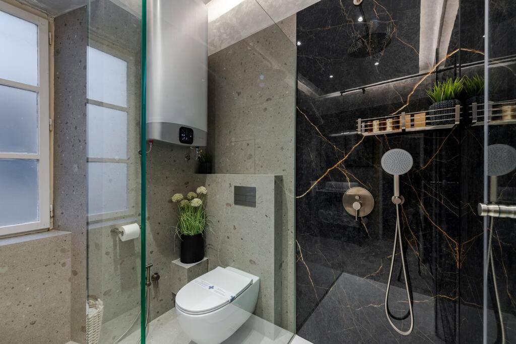 דוברובניק Flora-Heartbeat Old City Three Bedrooms Apartment מראה חיצוני תמונה