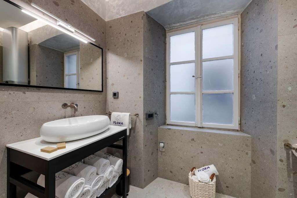 דוברובניק Flora-Heartbeat Old City Three Bedrooms Apartment מראה חיצוני תמונה